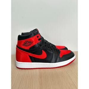Air Jordan 1 Satin Bred Sneaker - Size 9W - Mint